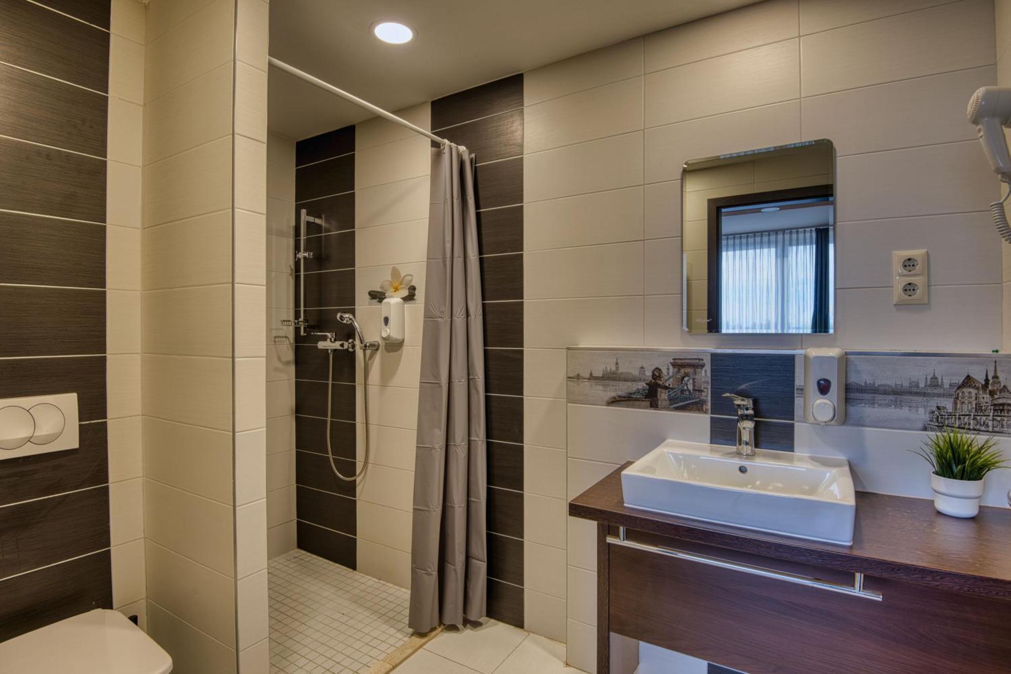 City Budget Hotel Βουδαπέστη Εξωτερικό φωτογραφία