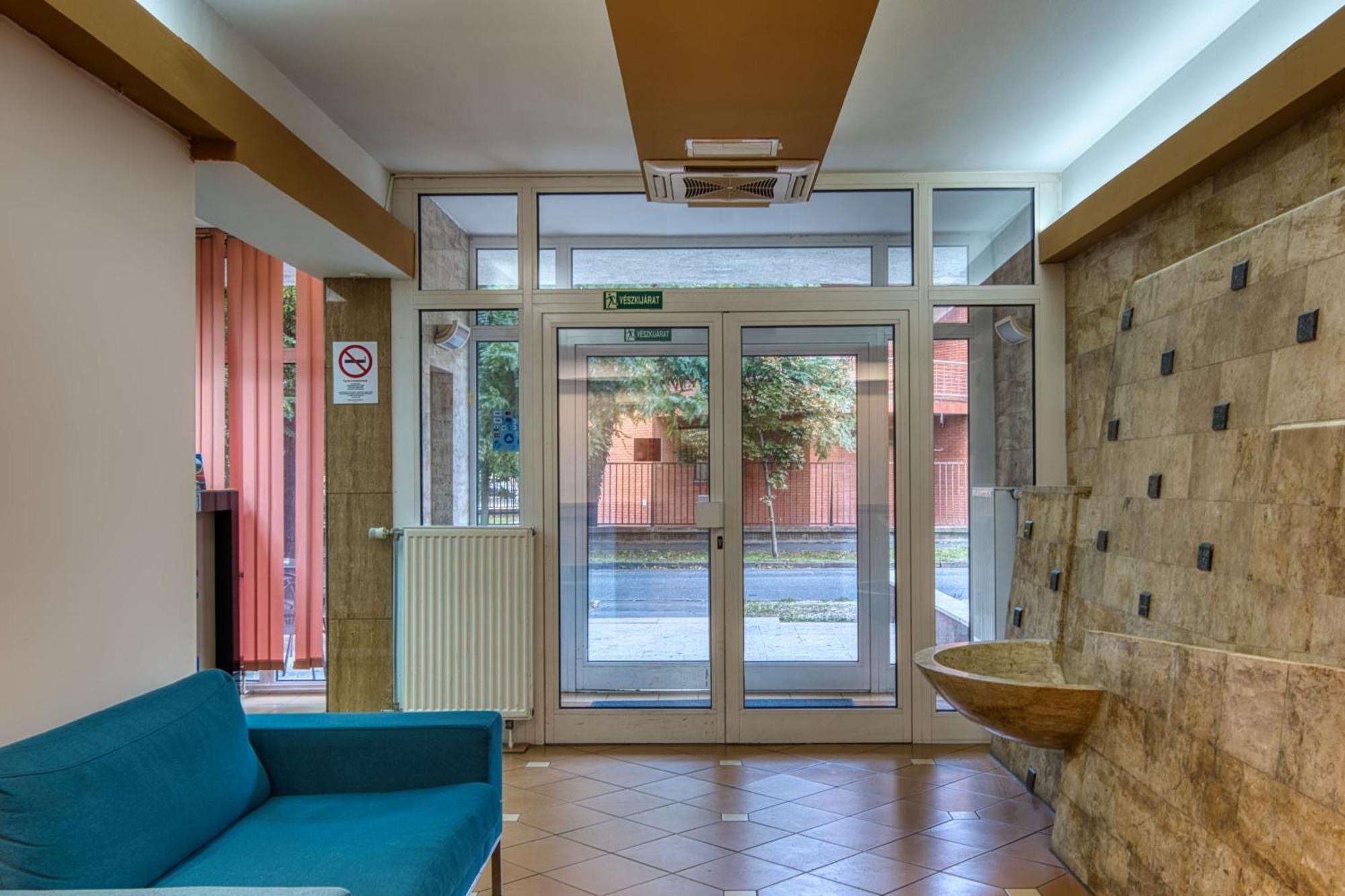 City Budget Hotel Βουδαπέστη Εξωτερικό φωτογραφία